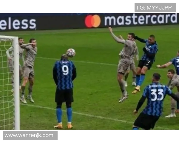 全球足球球星身高排行榜 前十名球员净身高一览